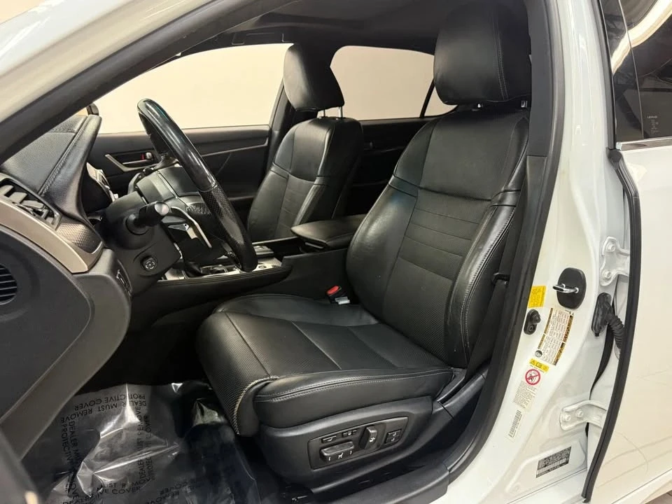 2016 Lexus GS 4th Gen - Image 9 of 20