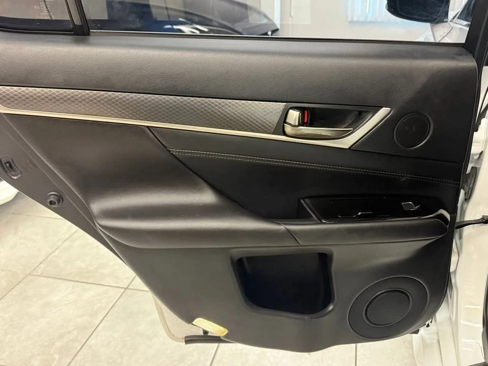 2016 Lexus GS 4th Gen - Image 10 of 20