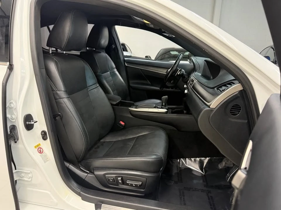 2016 Lexus GS 4th Gen - Image 12 of 20