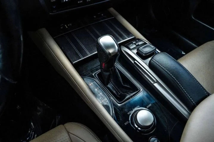 2016 Lexus GS 4th Gen - Image 6 of 8
