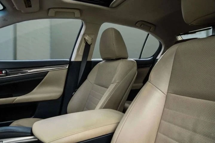 2016 Lexus GS 4th Gen - Image 7 of 8