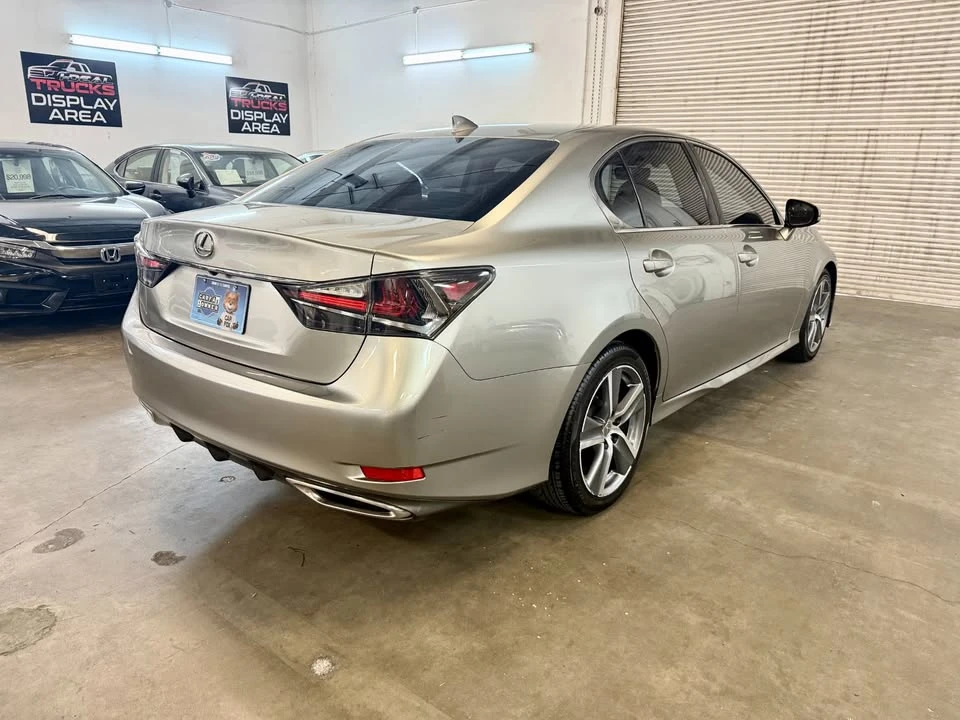 2016 Lexus GS 4th Gen - Image 5 of 19