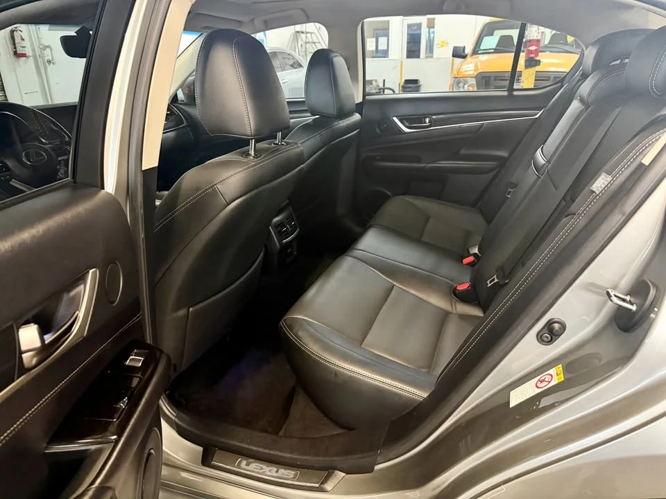 2016 Lexus GS 4th Gen - Image 10 of 19