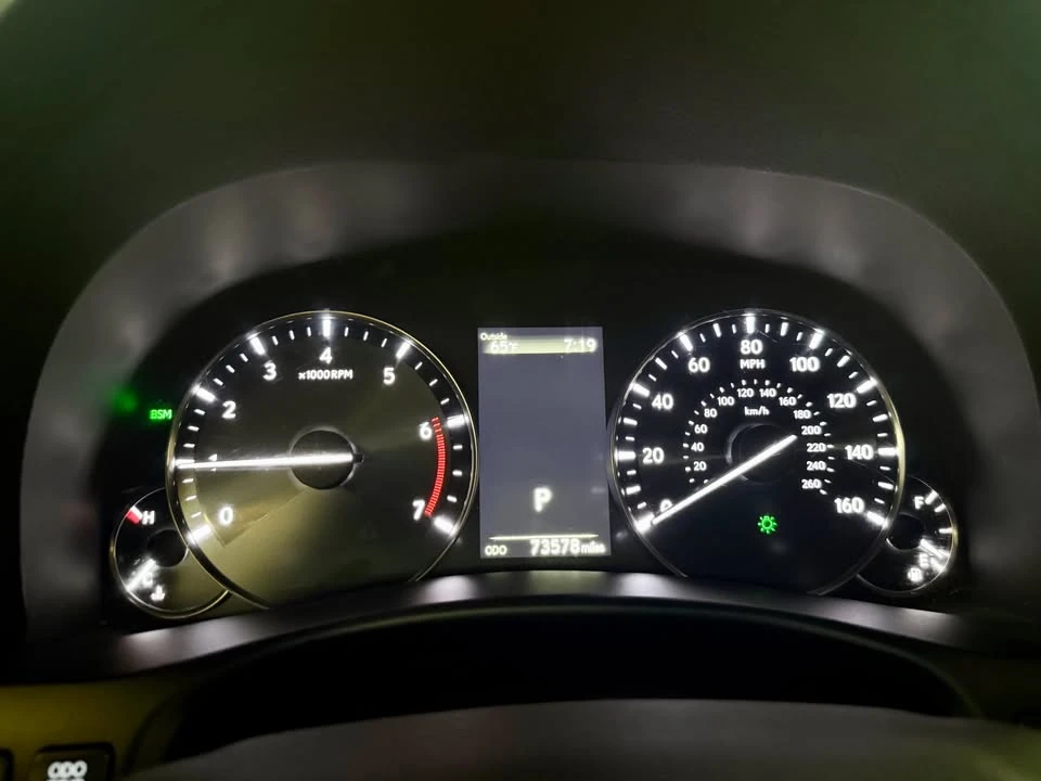 2016 Lexus GS 4th Gen - Image 16 of 19