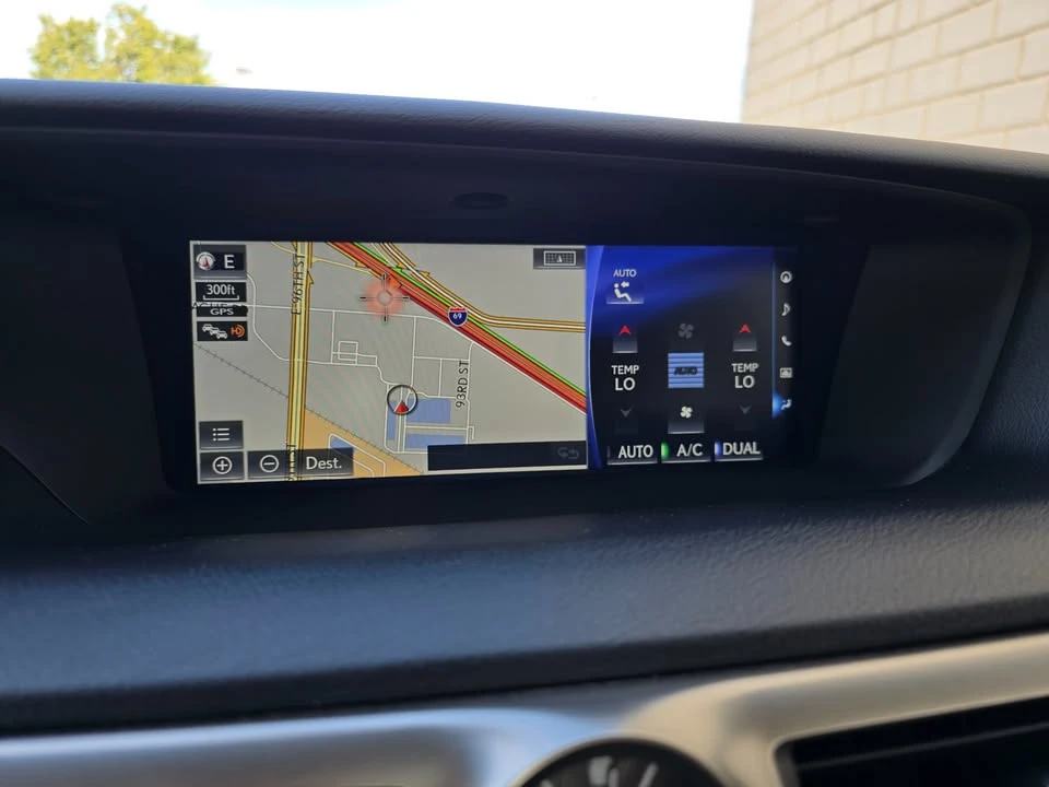 2016 Lexus GS 4th Gen - Image 14 of 16