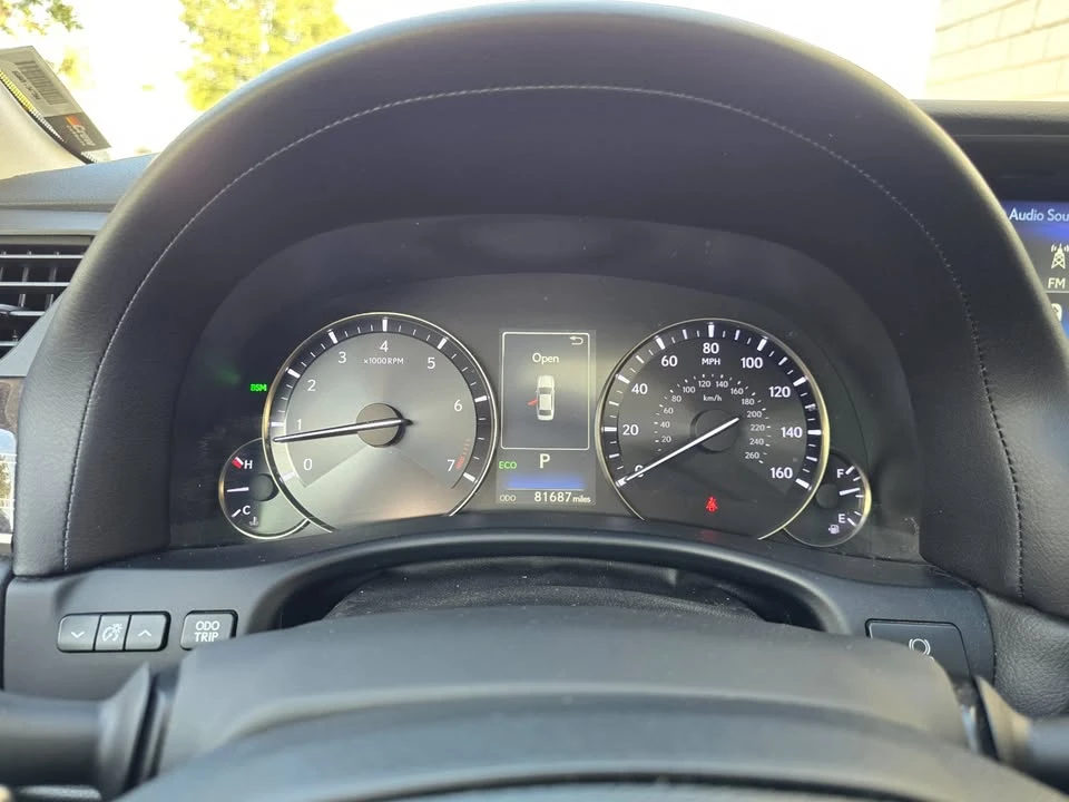 2016 Lexus GS 4th Gen - Image 12 of 16