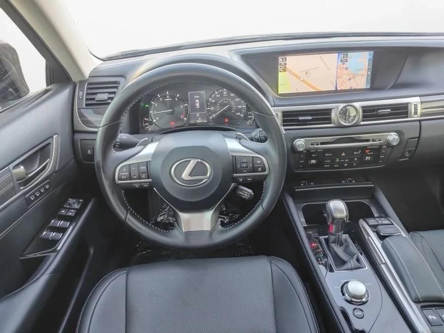 2016 Lexus GS 4th Gen - Image 5 of 7