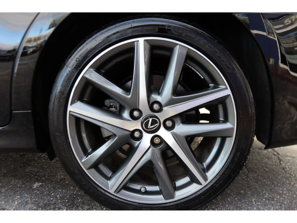 2016 Lexus GS 4th Gen - Image 13 of 19