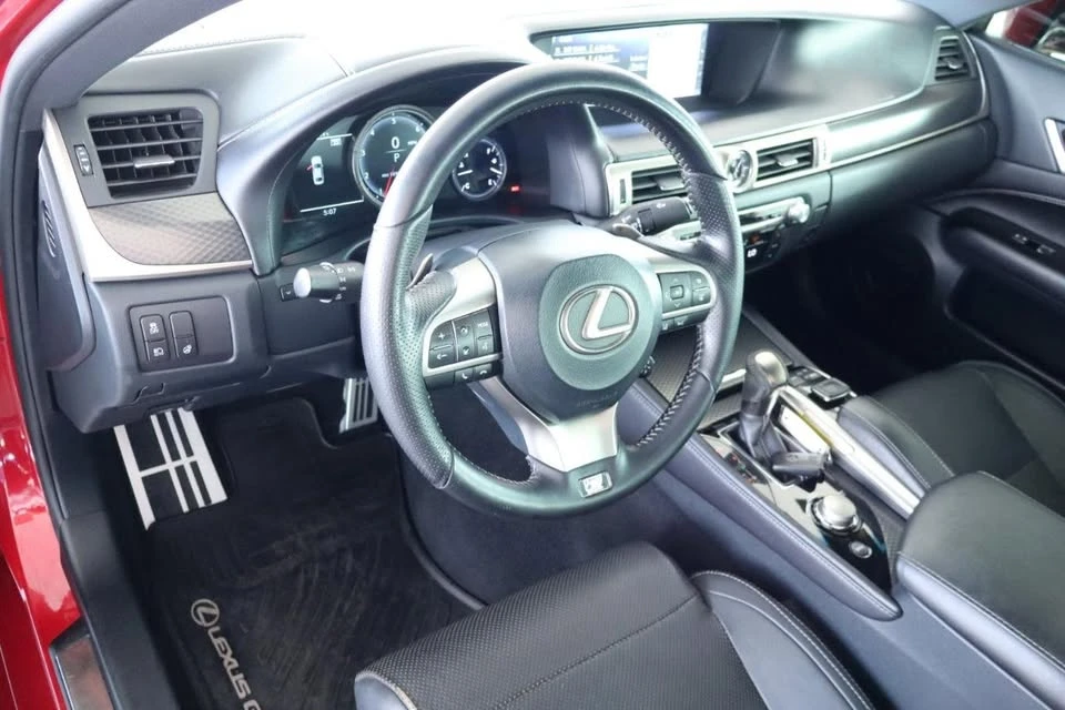 2016 Lexus GS 4th Gen - Image 15 of 20