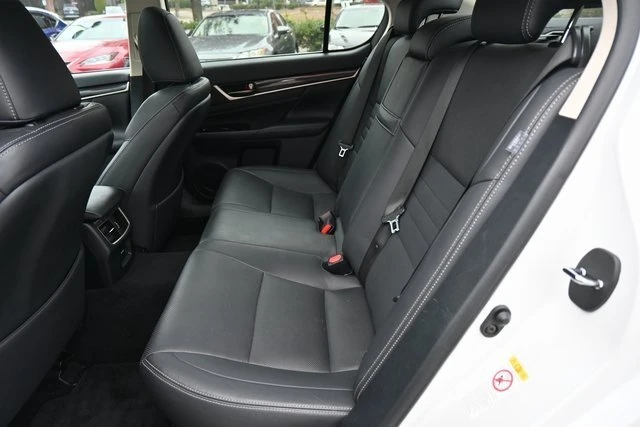 2016 Lexus GS 4th Gen - Image 15 of 19