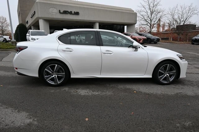 2016 Lexus GS 4th Gen - Image 10 of 19