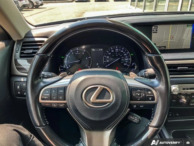 2016 Lexus GS 4th Gen - Image 12 of 20
