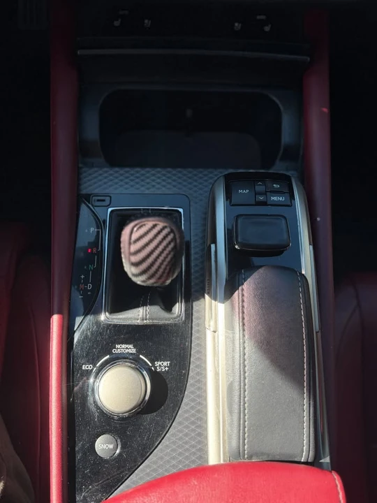 2016 Lexus GS 4th Gen - Image 13 of 18