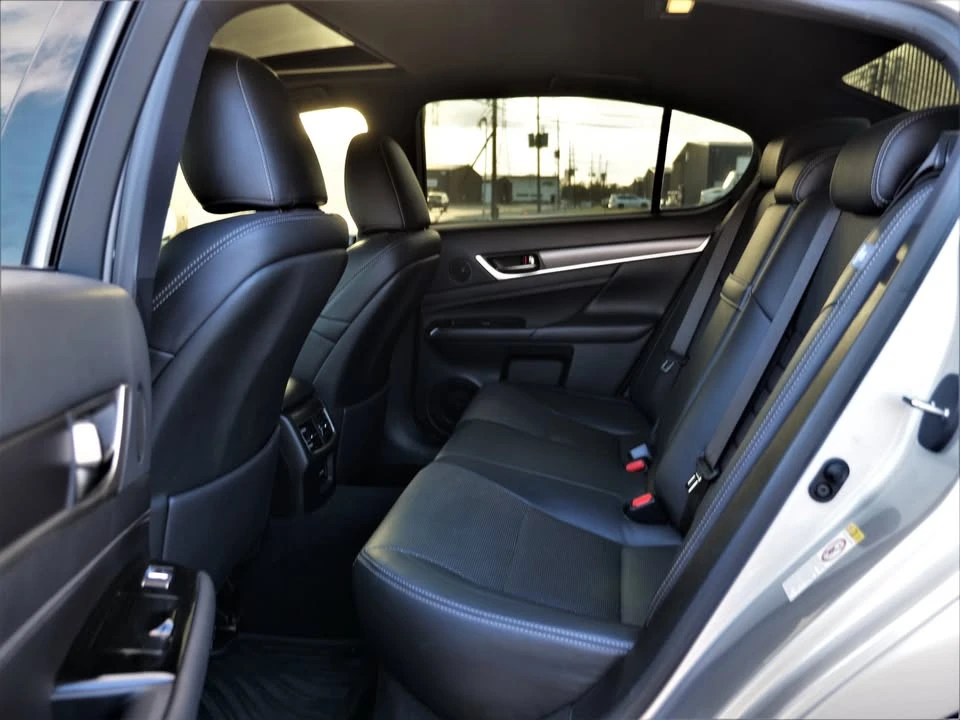 2016 Lexus GS 4th Gen - Image 8 of 9