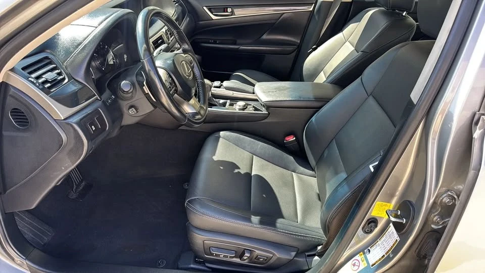 2016 Lexus GS 4th Gen - Image 10 of 16