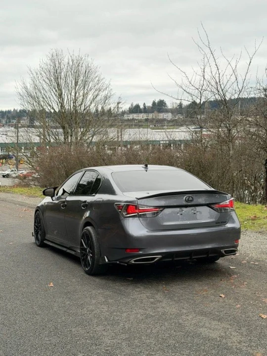 2016 Lexus GS 4th Gen - Image 17 of 20