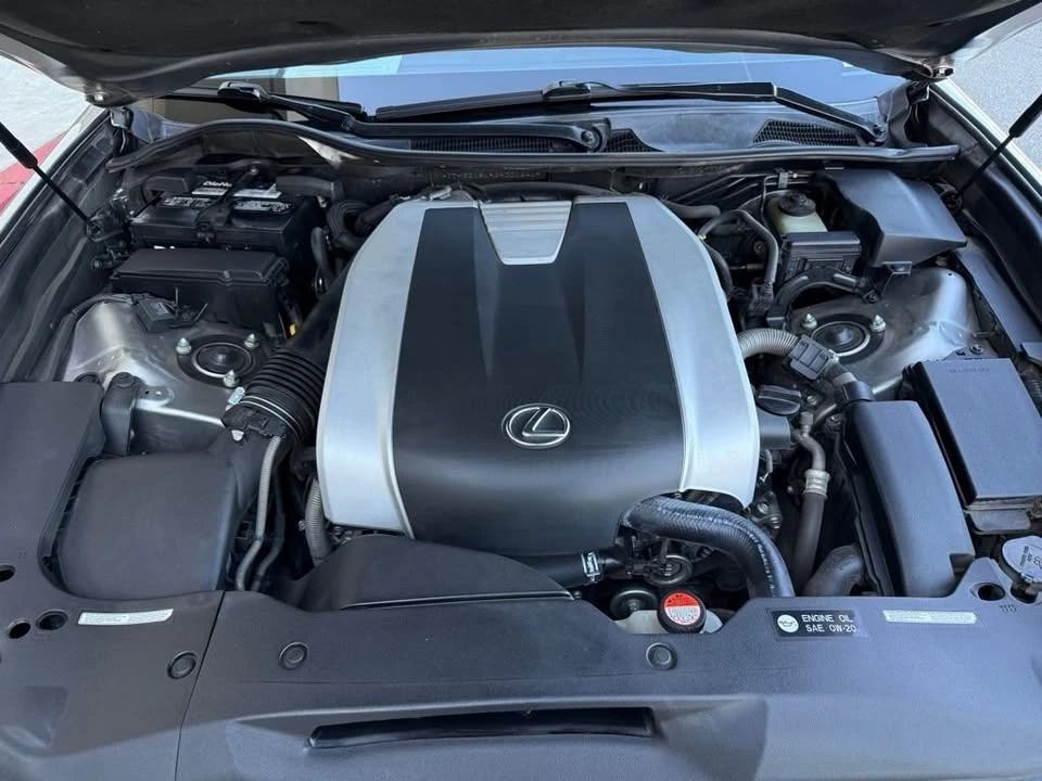 2016 Lexus GS 4th Gen - Image 9 of 20