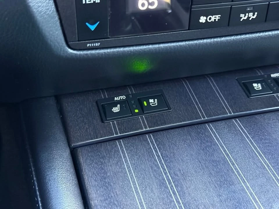 2016 Lexus GS 4th Gen - Image 15 of 20