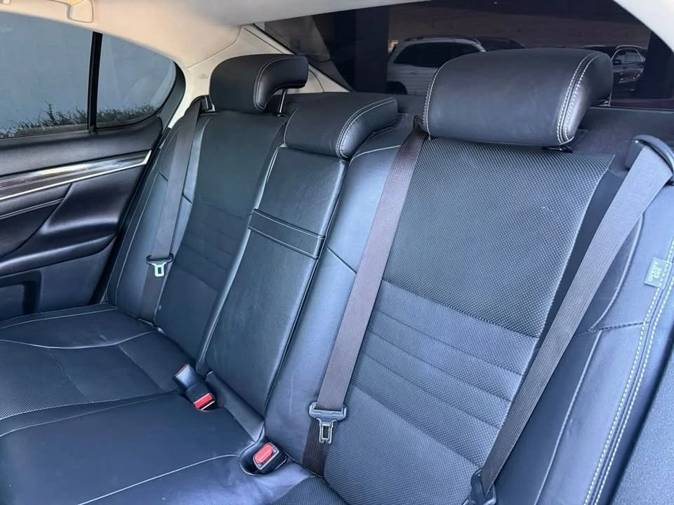 2016 Lexus GS 4th Gen - Image 11 of 20