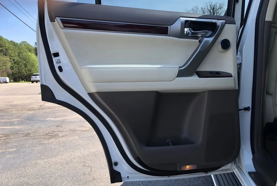 2016 Lexus GX 2nd Gen - Image 18 of 19