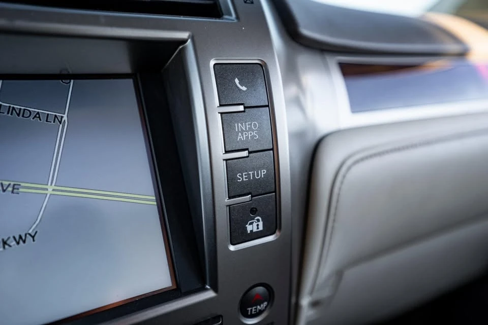 2016 Lexus GX 2nd Gen - Image 18 of 20