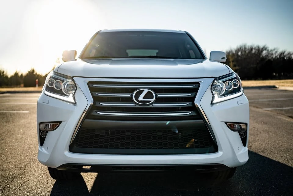 2016 Lexus GX 2nd Gen - Image 2 of 20