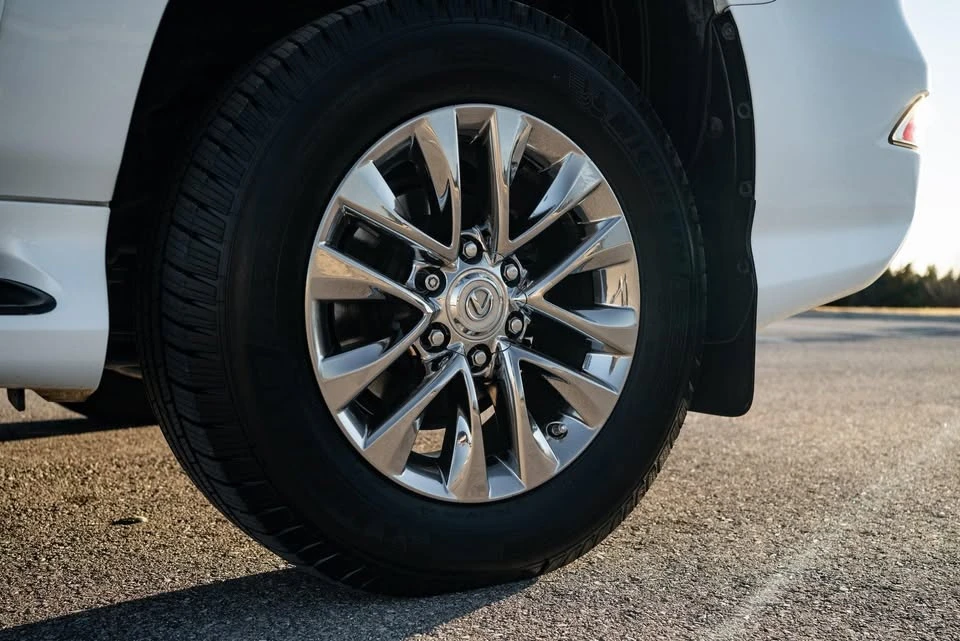 2016 Lexus GX 2nd Gen - Image 13 of 20