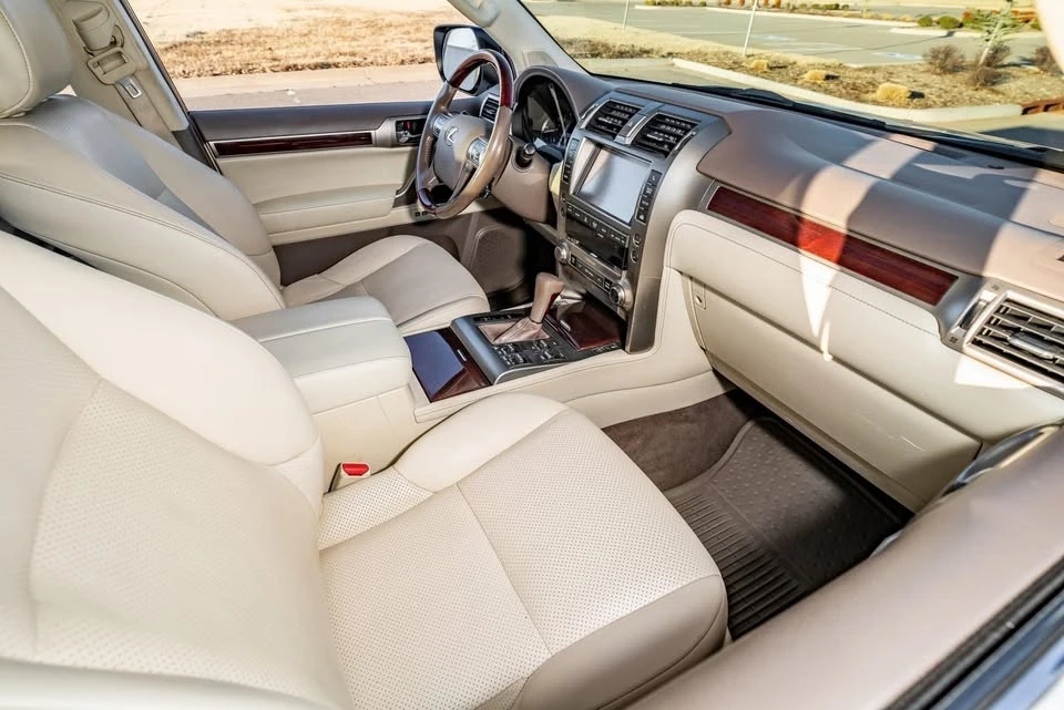 2016 Lexus GX 2nd Gen - Image 9 of 20