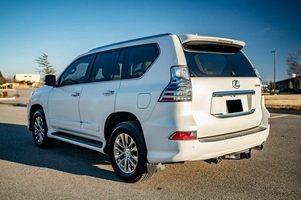 2016 Lexus GX 2nd Gen - Image 5 of 18