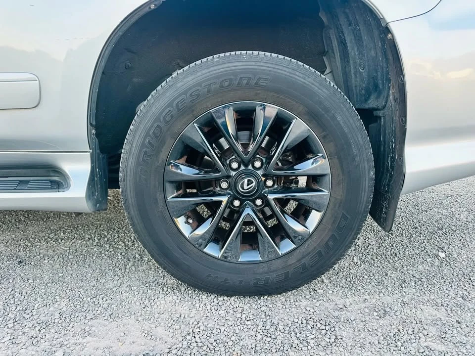 2016 Lexus GX 2nd Gen - Image 12 of 19