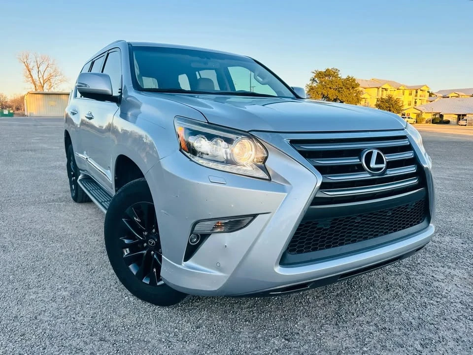 2016 Lexus GX 2nd Gen - Image 3 of 19