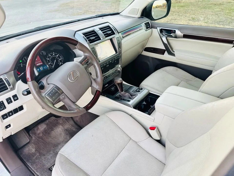 2016 Lexus GX 2nd Gen - Image 16 of 19
