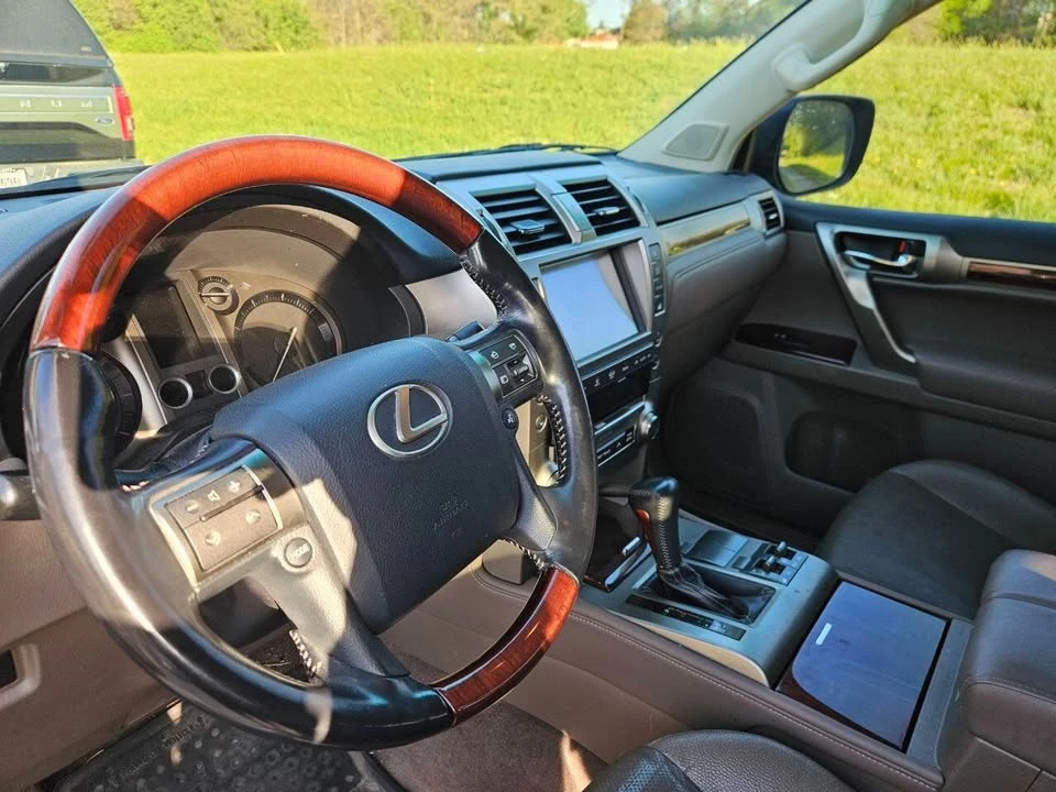 2016 Lexus GX 2nd Gen - Image 9 of 19