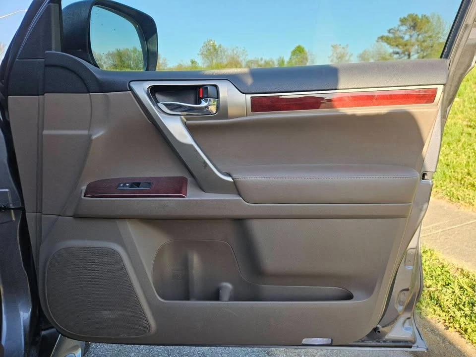 2016 Lexus GX 2nd Gen - Image 17 of 19