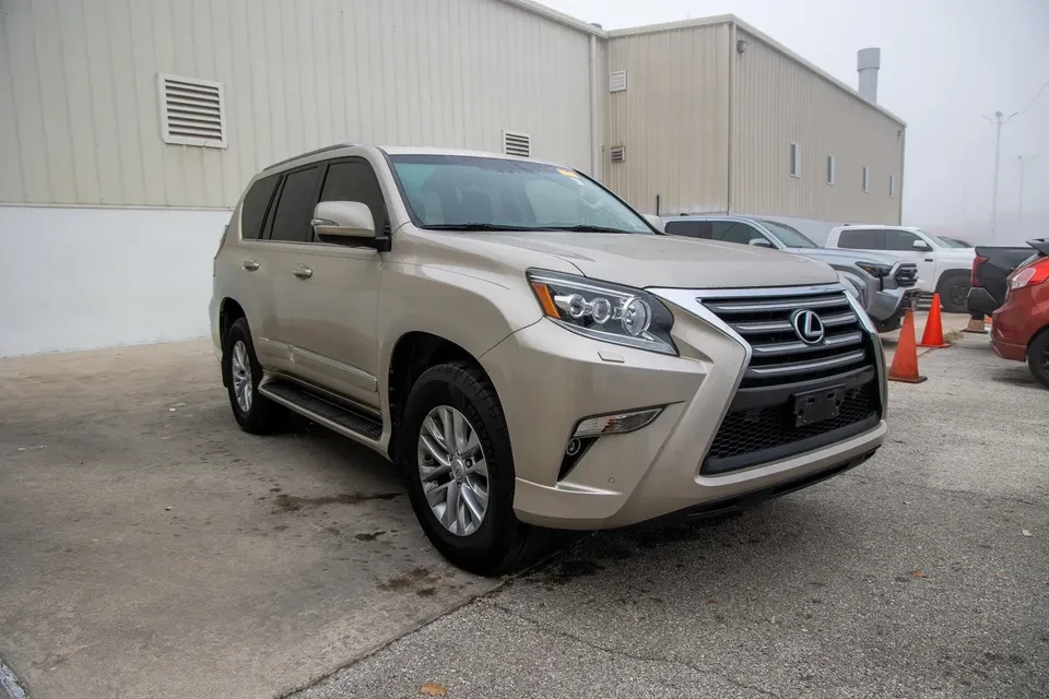 2016 Lexus GX 2nd Gen - Image 4 of 9