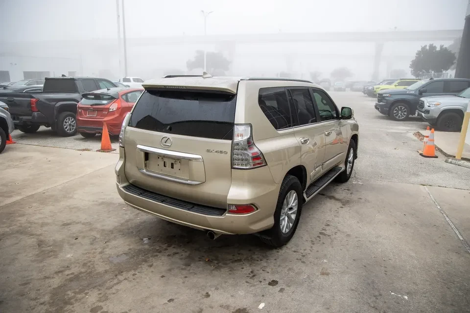 2016 Lexus GX 2nd Gen - Image 5 of 9