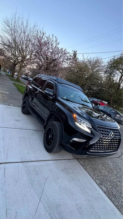 2016 Lexus GX 2nd Gen - Image 4 of 16