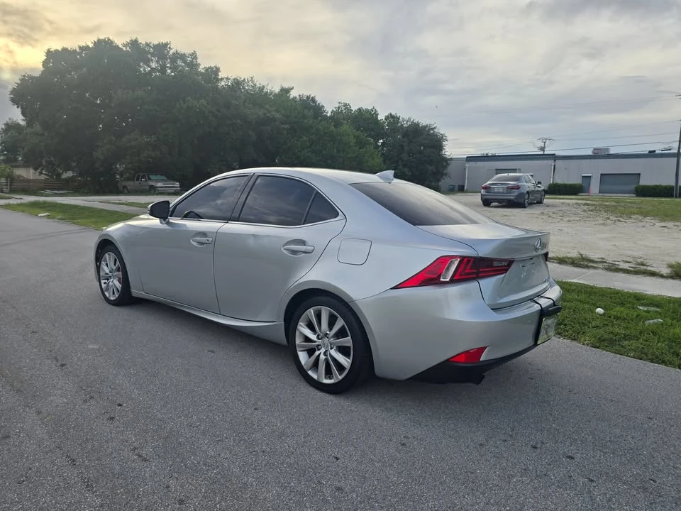 2016 Lexus IS 3rd Gen - Image 7 of 11