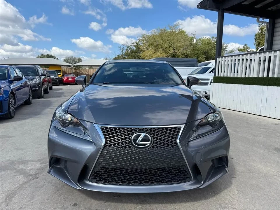 2016 Lexus IS 3rd Gen - Image 4 of 11