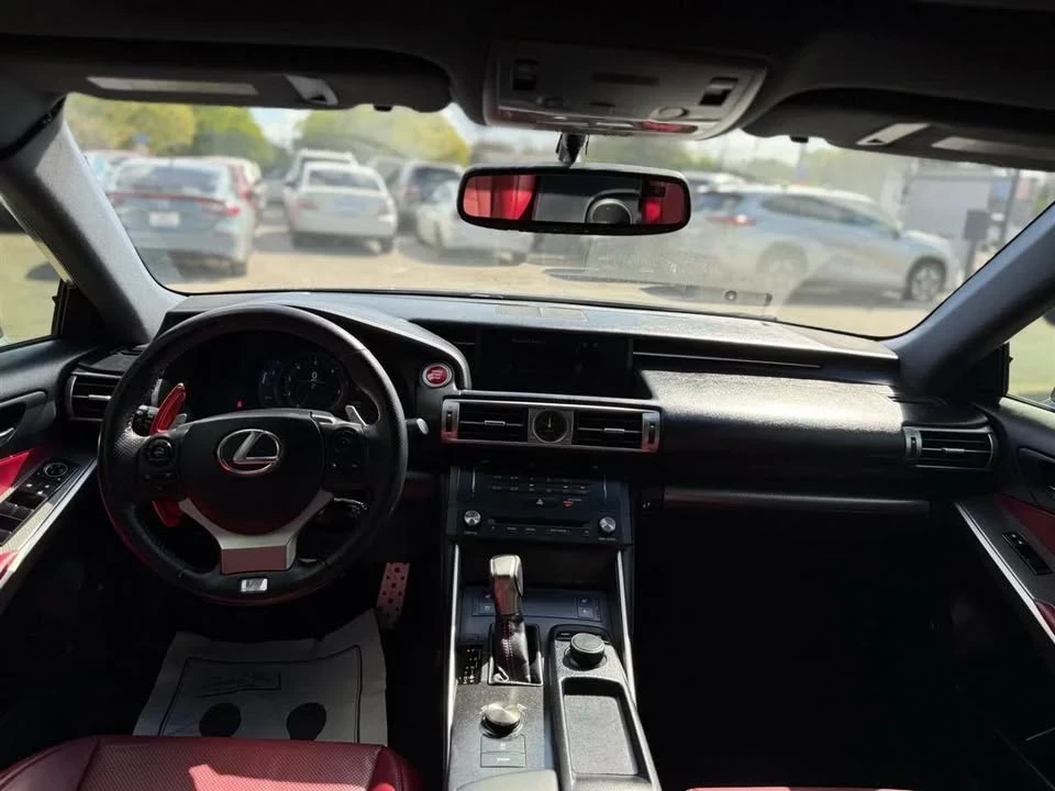2016 Lexus IS 3rd Gen - Image 10 of 11
