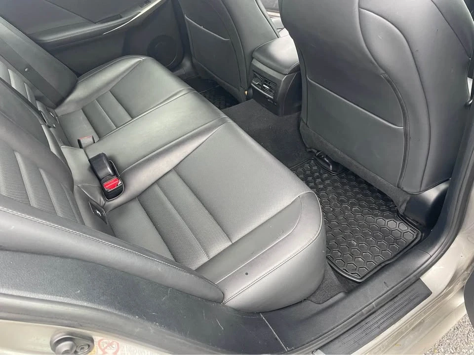 2016 Lexus IS 3rd Gen - Image 9 of 13