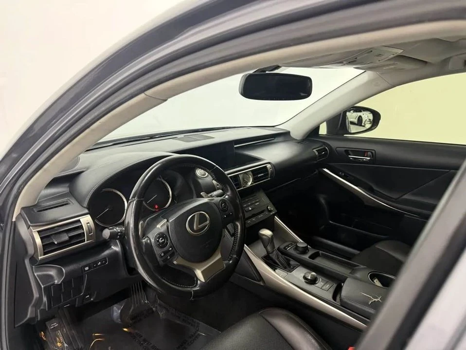 2016 Lexus IS 3rd Gen - Image 14 of 20