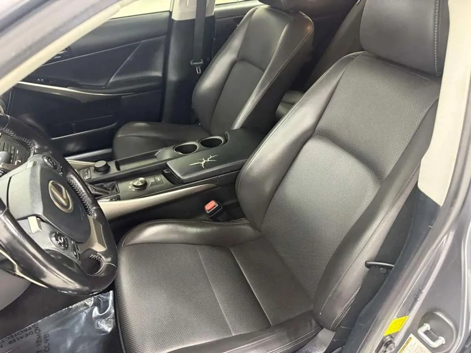 2016 Lexus IS 3rd Gen - Image 16 of 20