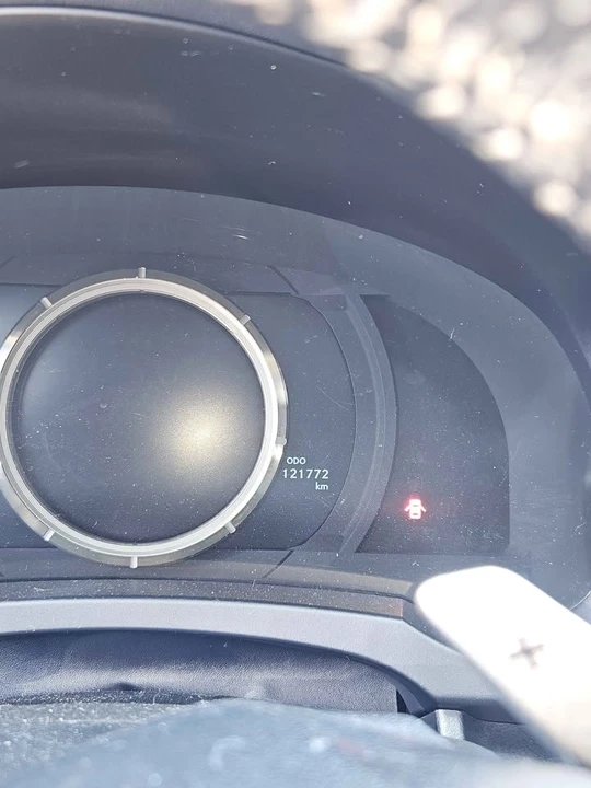2016 Lexus IS 3rd Gen - Image 9 of 11