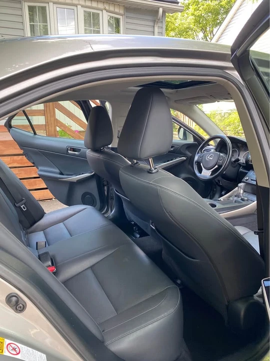 2016 Lexus IS 3rd Gen - Image 4 of 5
