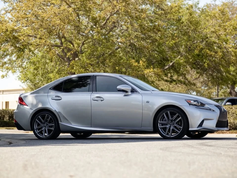 2016 Lexus IS 3rd Gen - Image 8 of 20