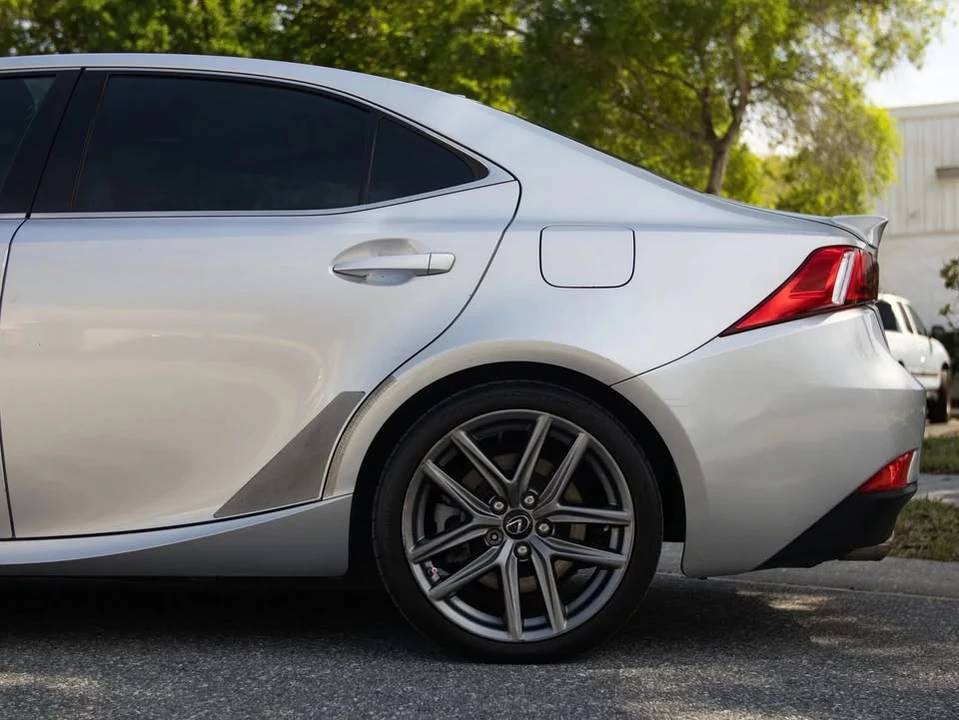 2016 Lexus IS 3rd Gen - Image 19 of 20
