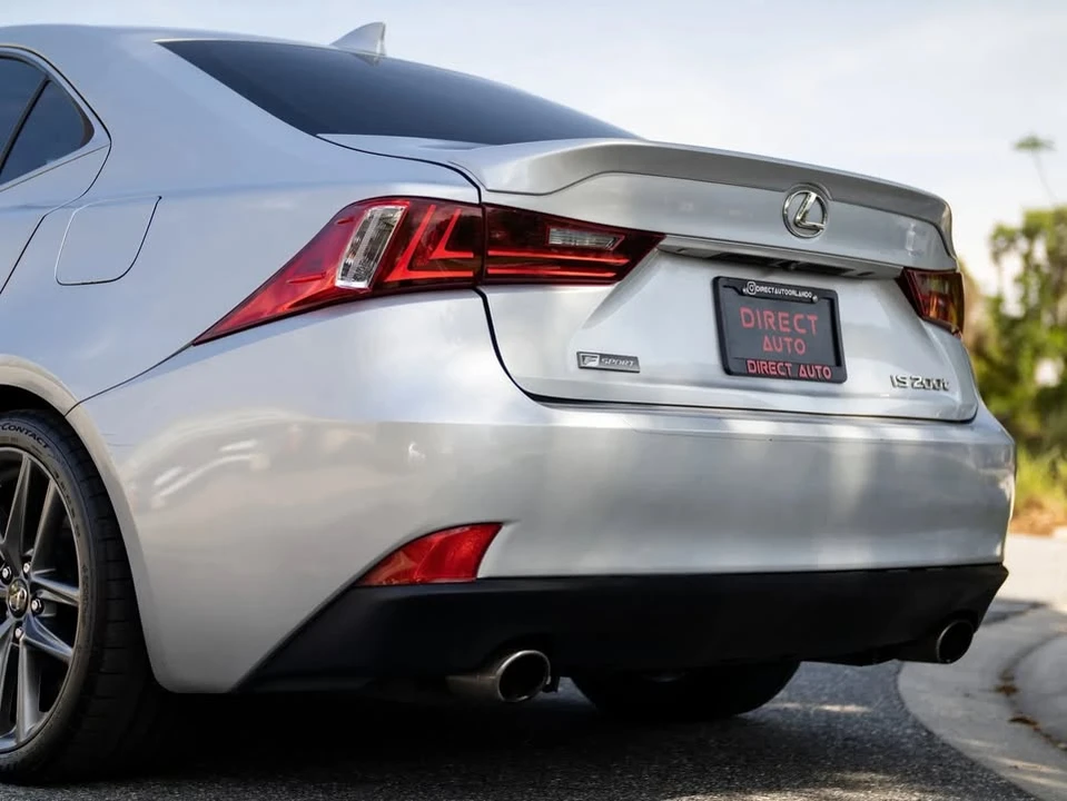 2016 Lexus IS 3rd Gen - Image 15 of 20