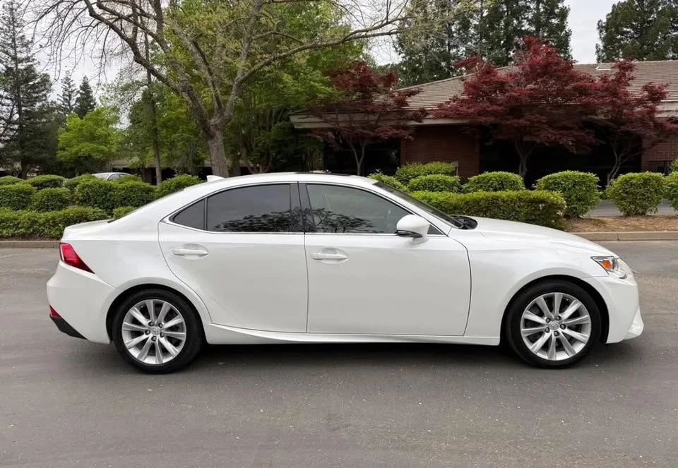 2016 Lexus IS 3rd Gen - Image 6 of 20