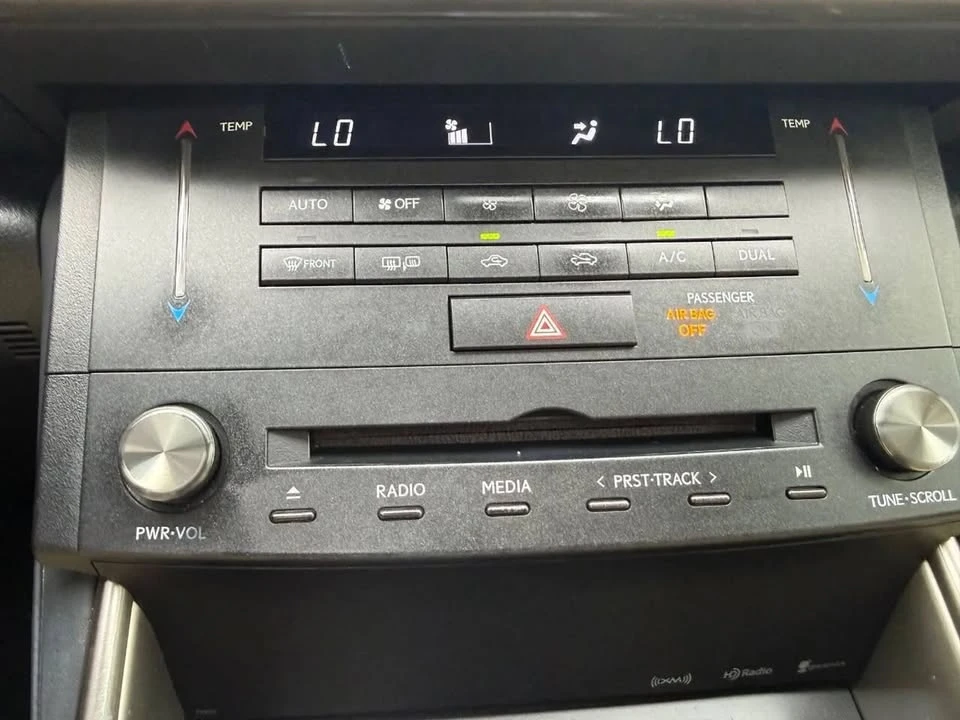 2016 Lexus IS 3rd Gen - Image 19 of 20